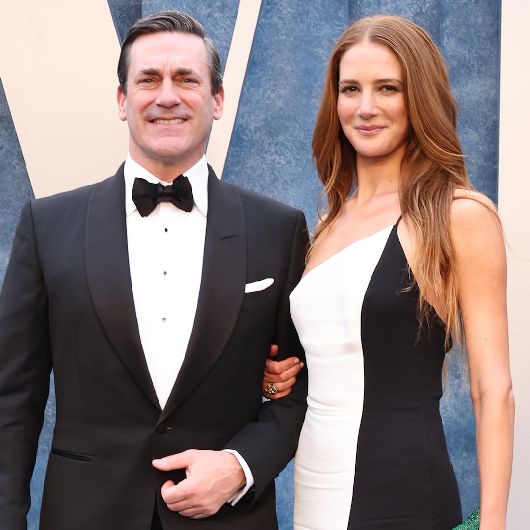 Jon Hamm Marries Mad Men Co-Star Anna Osceola